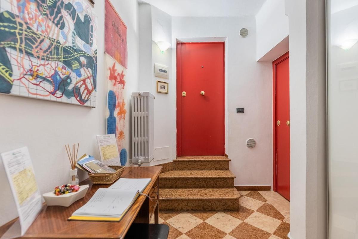 Apartamento Monolocale Sui Tetti Di Bologna - Via Indipendenza Exterior foto